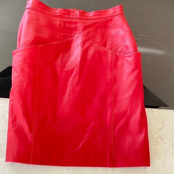 Genuine leather skirt - Picture 2 of 6